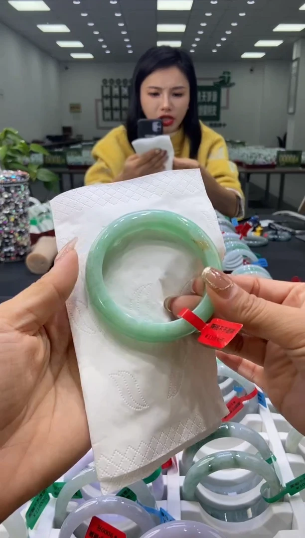 未镶嵌手镯翡翠00001500