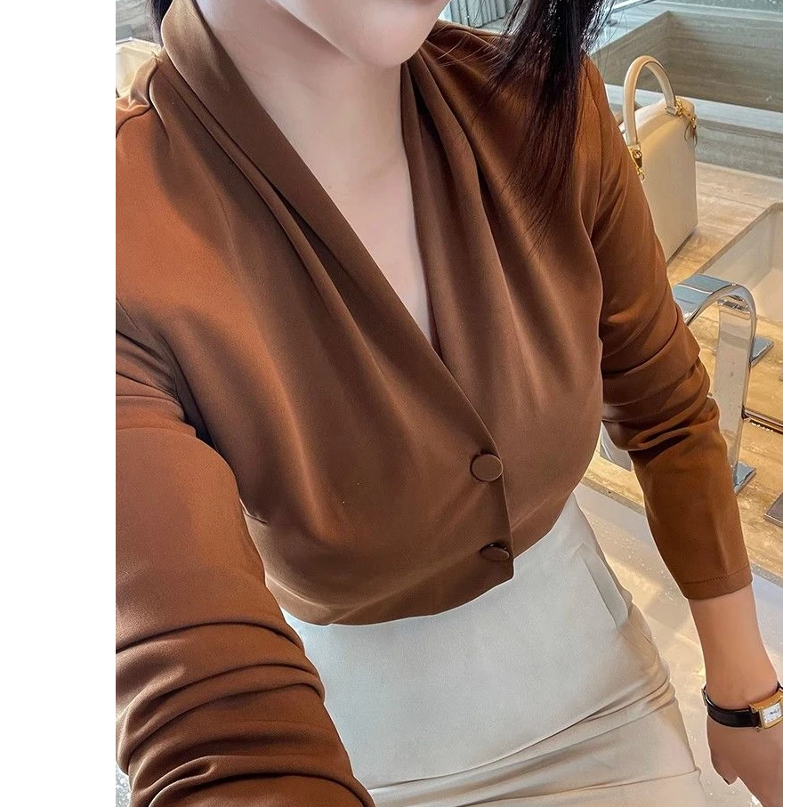 2025夏季长袖衬衫高级感高端女士白衬衣小众通勤职业港风秋装女