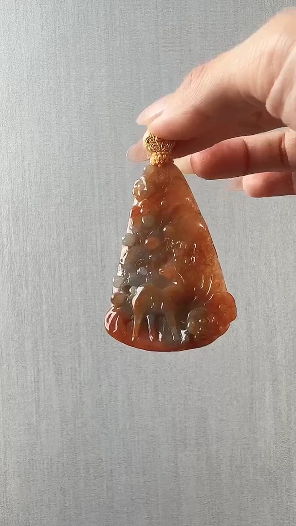 颈饰未镶嵌翡翠鹿