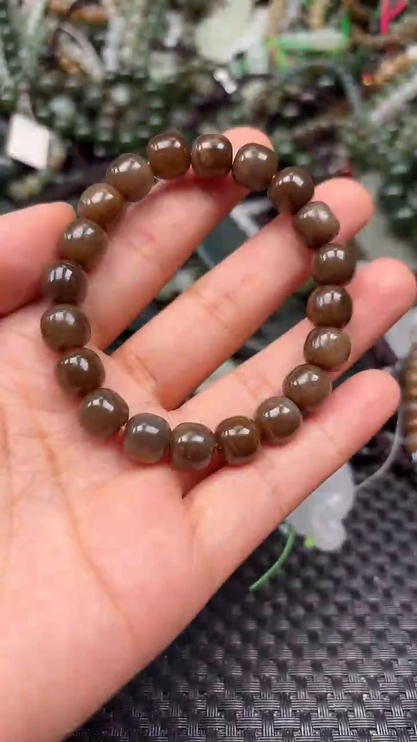 和田玉未镶嵌颈饰1