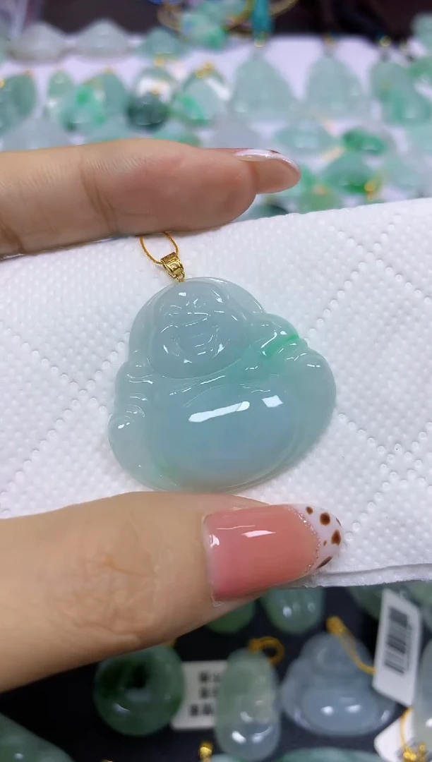 颈饰18K金镶嵌翡翠天然翡翠A货