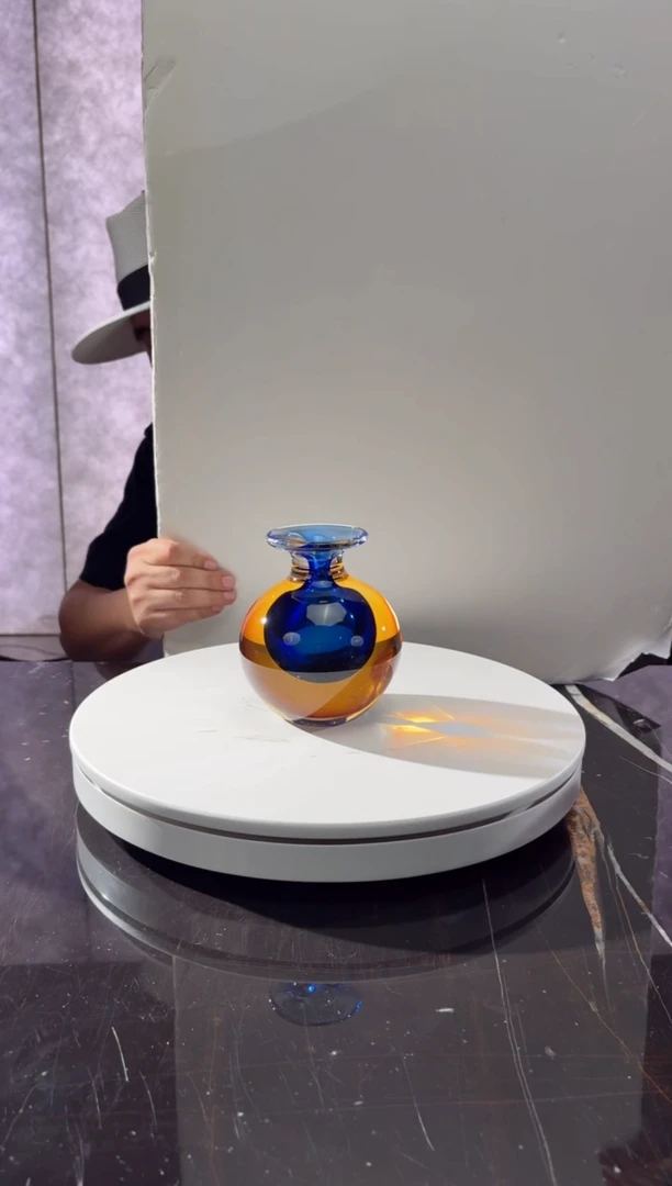 摆件蓝色纯金色小香薰瓶