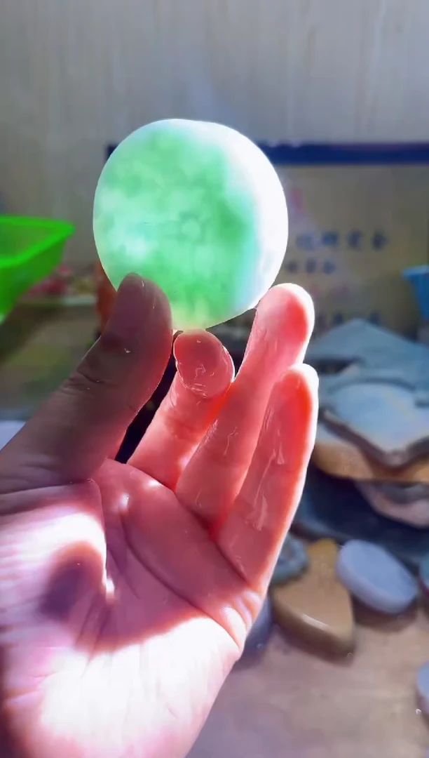 翡翠挂件未镶嵌A货常星3304