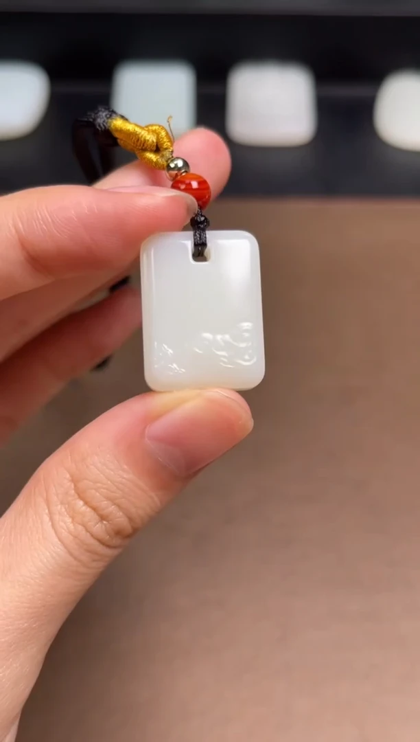 和田玉未镶嵌颈饰5