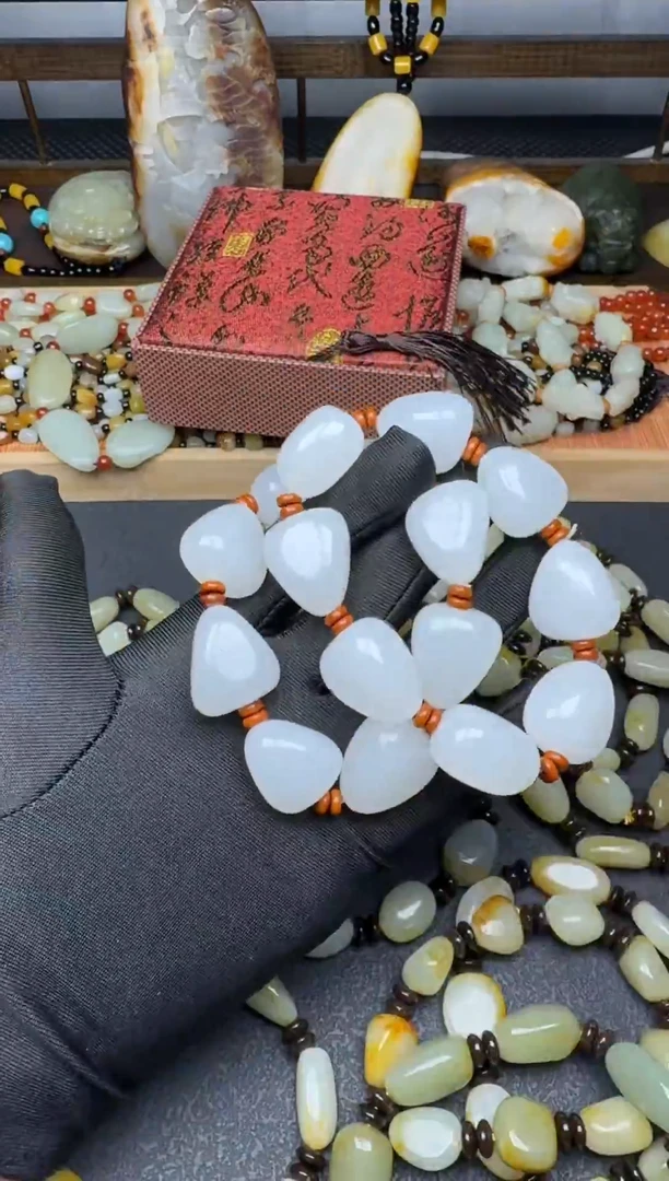 未镶嵌和田玉珠宝半成品和田玉