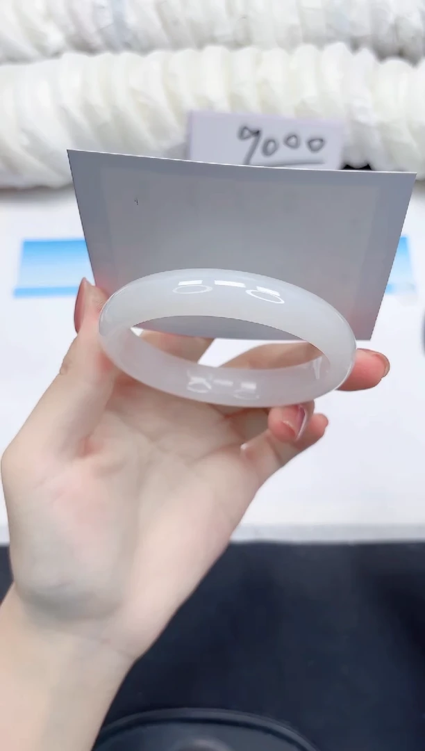 石英质玉手镯未镶嵌45-54