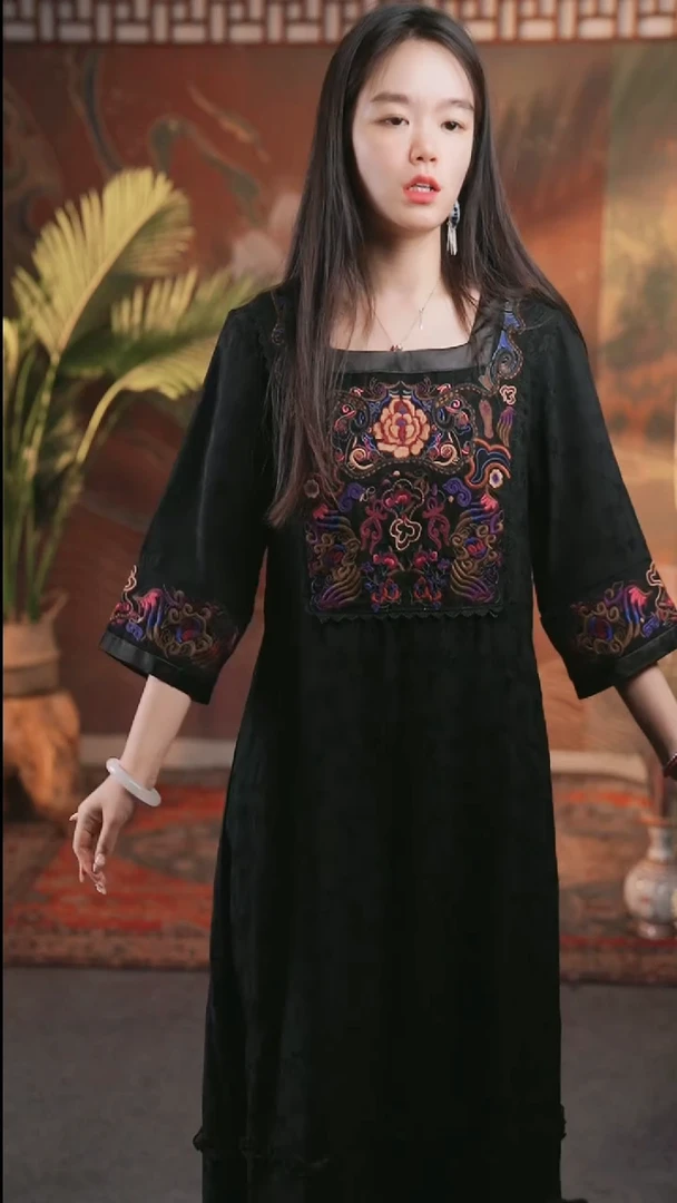 套头黑色连衣裙1166