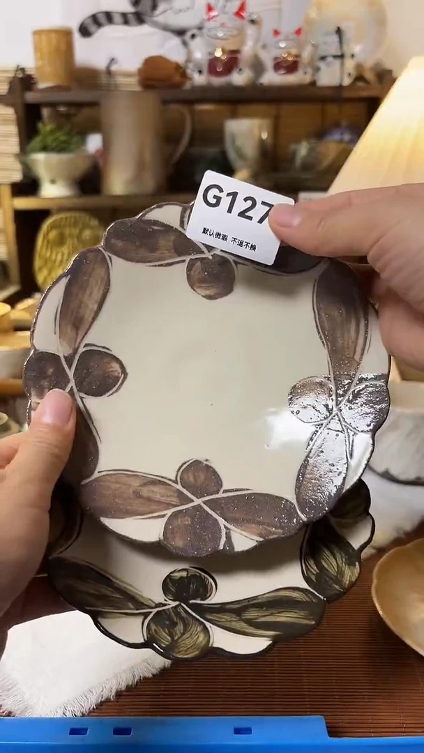 瓷片草***?喵喵家都是大漂亮