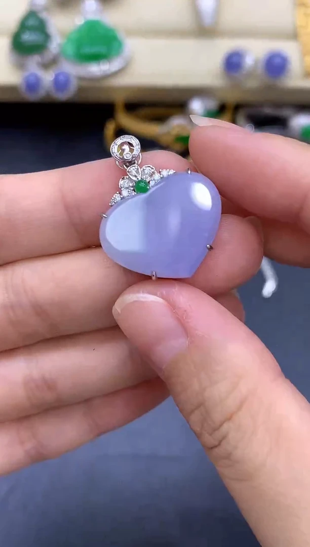 颈饰18K金镶嵌翡翠448-中国好珍宝