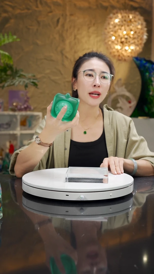 琉璃湖水绿色香薰炉