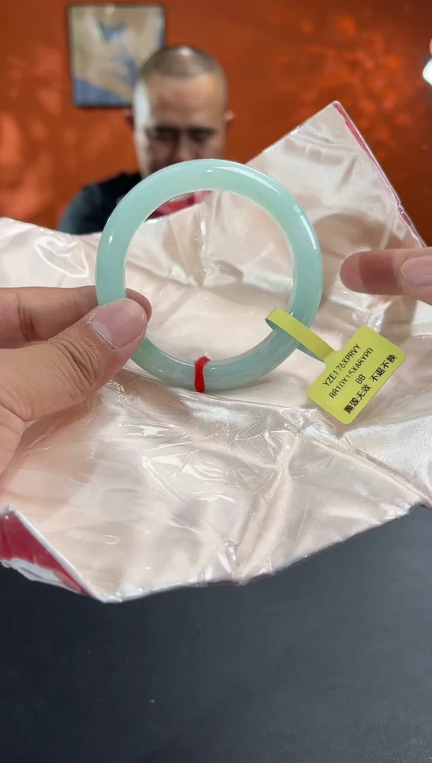 未镶嵌手镯翡翠翡翠手镯 56