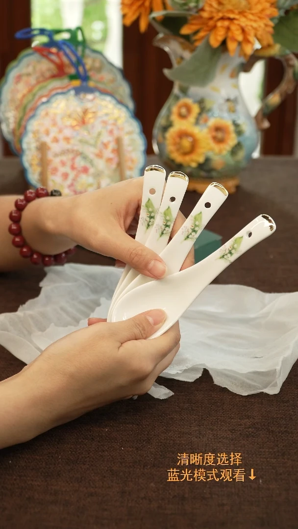 ❤****? 清仓漏掉--安娜16点勺子4只