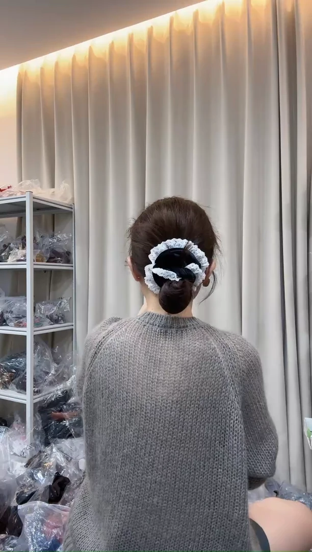 非金属布艺love白色蕾丝边长圈2