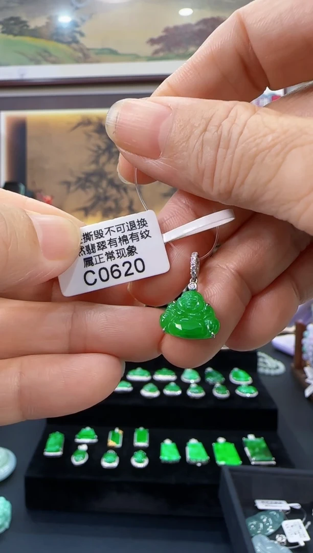 颈饰18K金镶嵌翡翠C0620迷你佛公