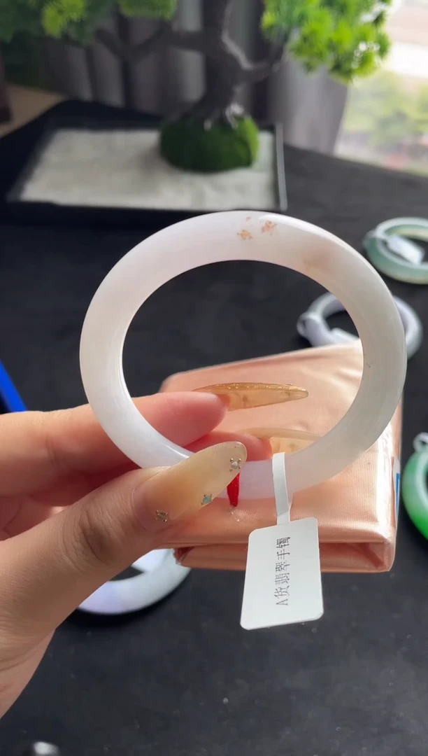 未镶嵌手镯翡翠三天鉴赏期