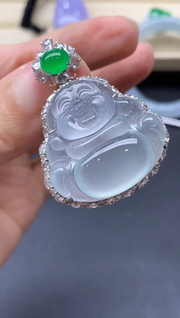 颈饰18K金镶嵌翡翠651-中国好珍宝