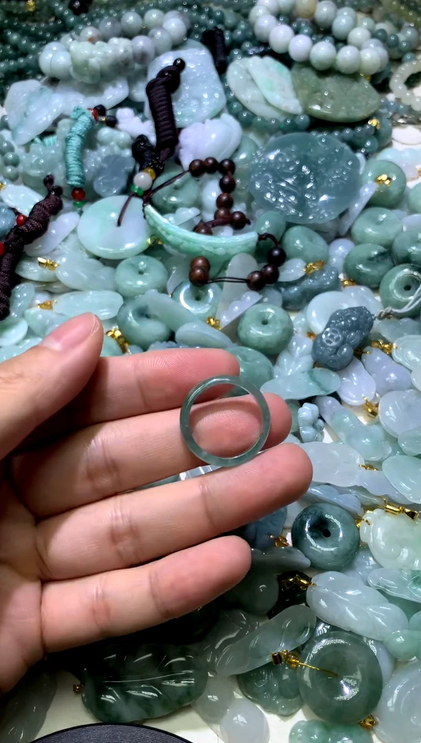 吊坠(不含链)未镶嵌翡翠1