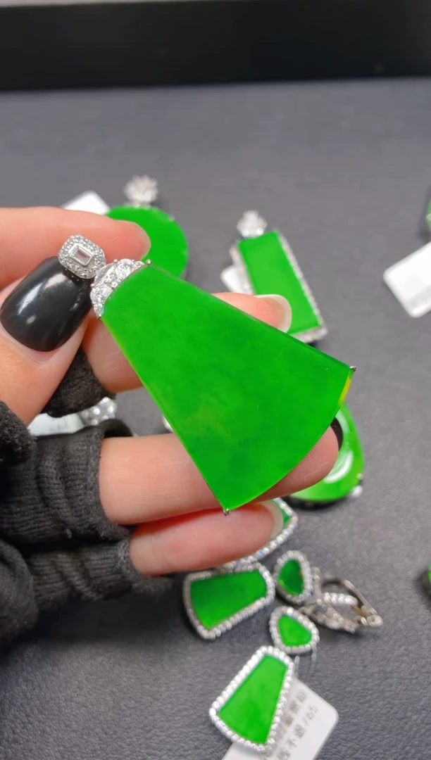 吊坠(不含链)银S925镶嵌翡翠J*?000