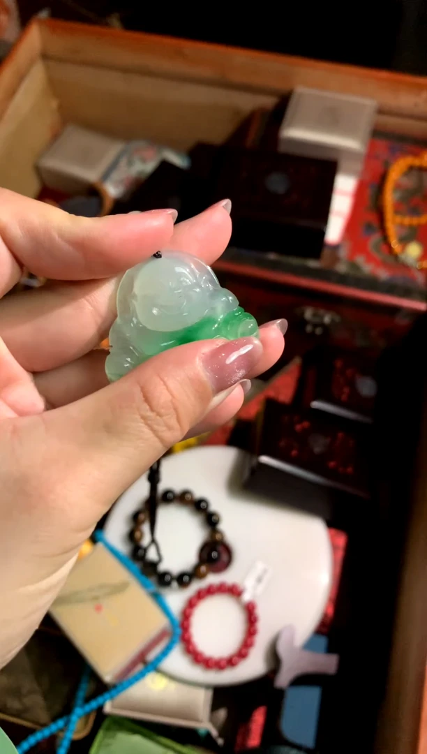 颈饰未镶嵌翡翠润玉潭精品专属摆件
