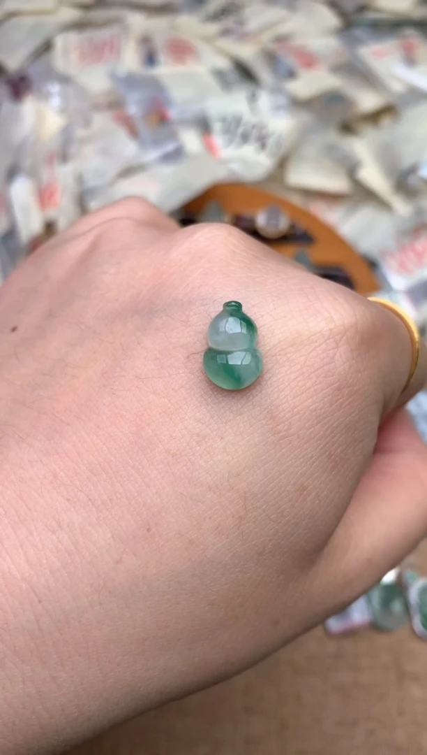 未镶嵌挂件翡翠一