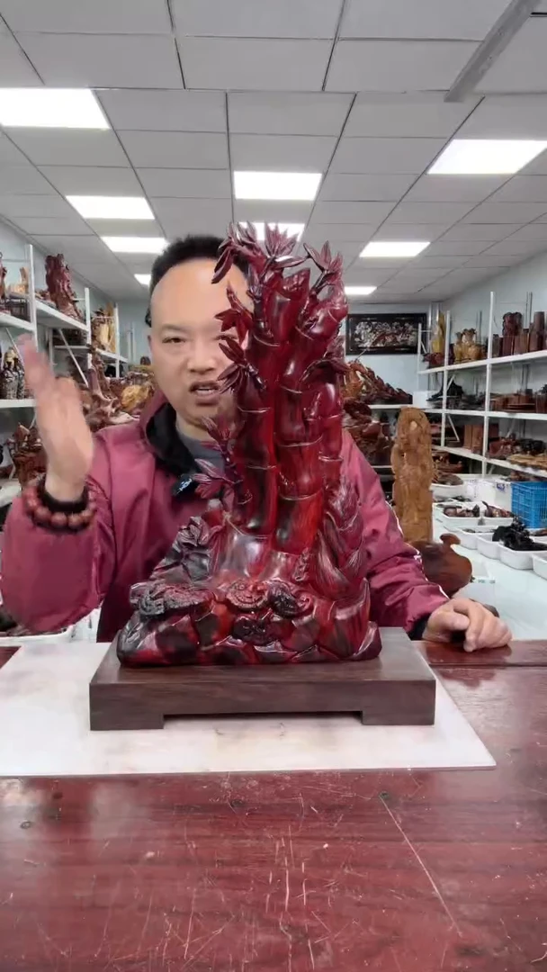 【闪购商品】花梨木类木雕工艺品8888888