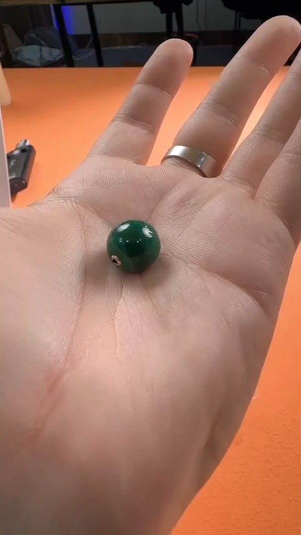 【闪购商品】孔雀石吊坠18K金镶嵌吊坠