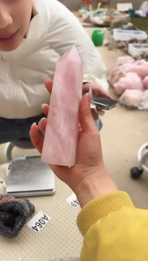 【闪购商品】摆件未镶嵌水晶粉水晶柱子 500