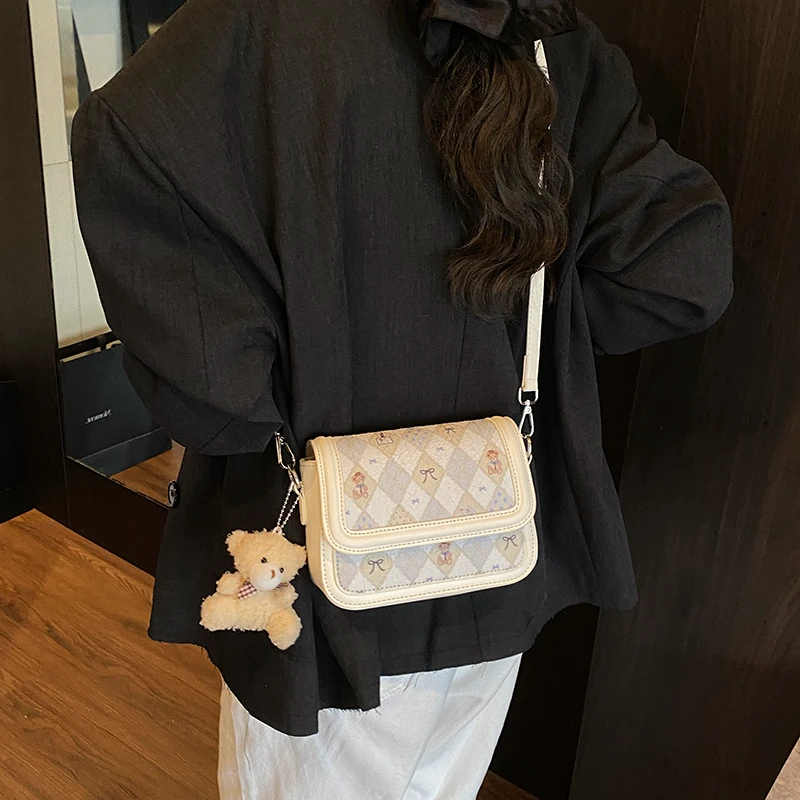 00Purse轻奢女包小众设计可爱小熊小方包高级感单价斜挎包3722