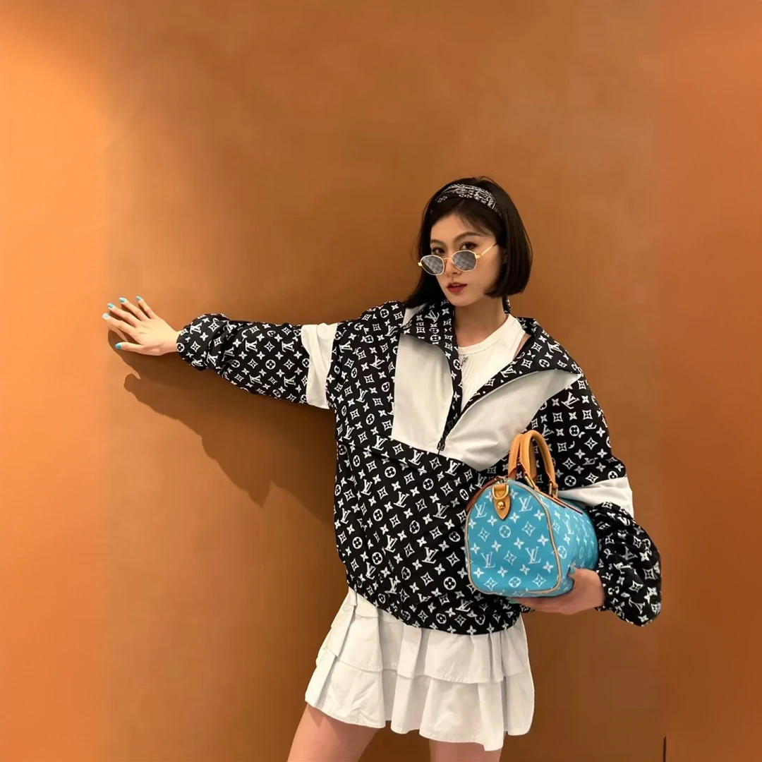 95新 LouisVuitton/路易威登 GM0334 24款拼色满印夹克外套  M码