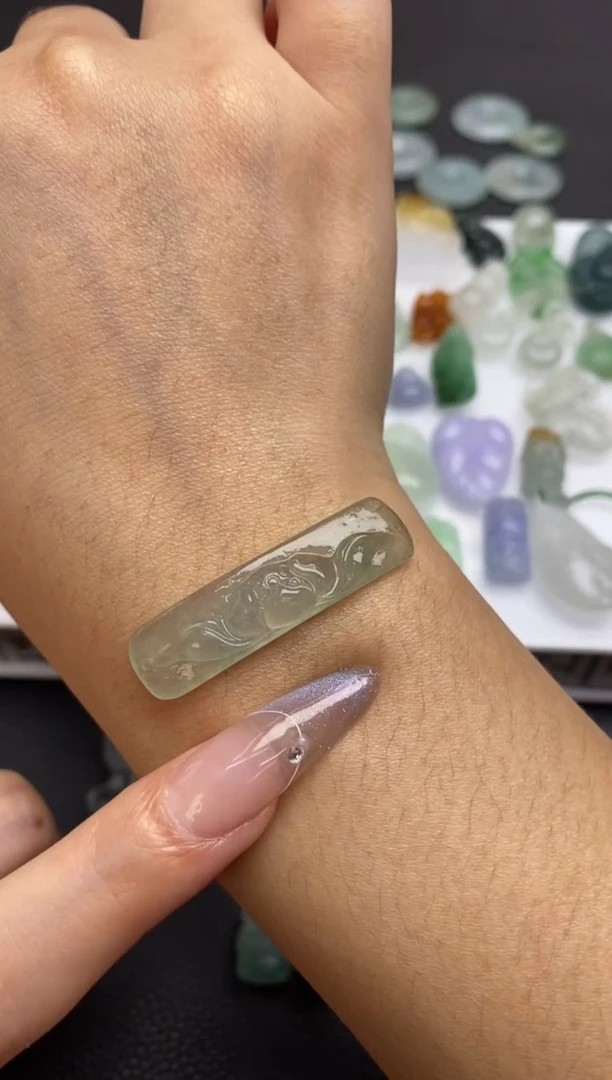 未镶嵌定制翡翠翡翠毛货~