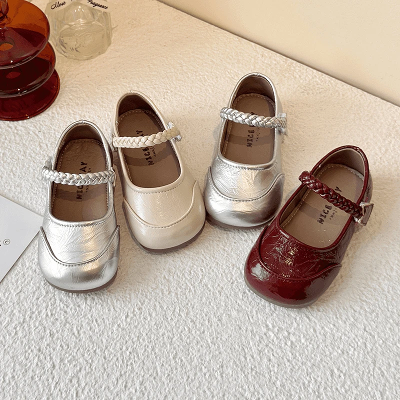 韩版童鞋2025春秋女宝宝简约麻花魔术贴皮鞋女童浅口可爱麻花单鞋