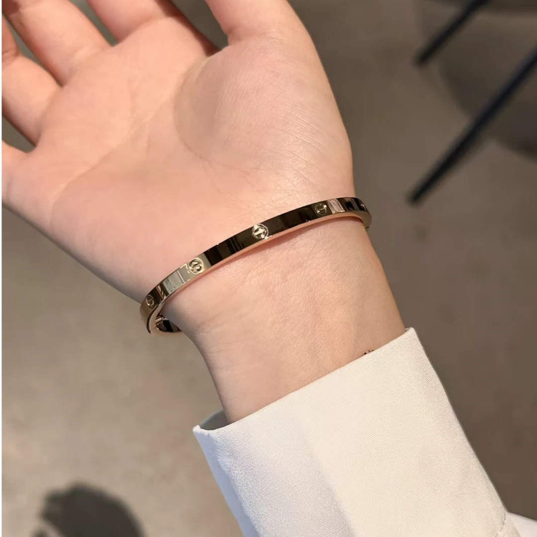 铜合金合成锆石手镯 窄版光板LOVE手镯 048