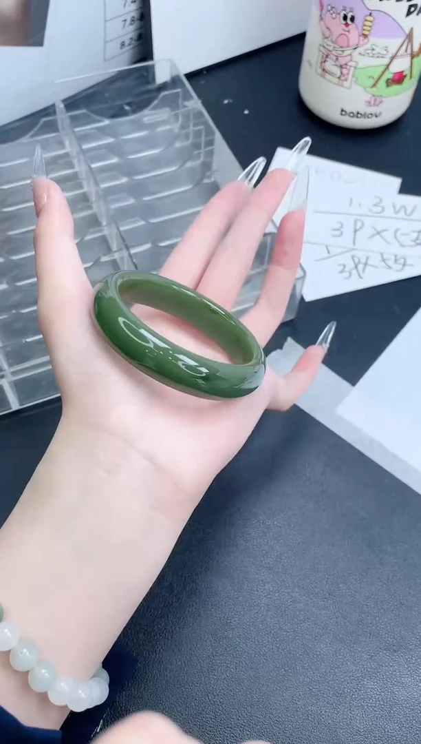 石英质玉手镯未镶嵌84-54.4