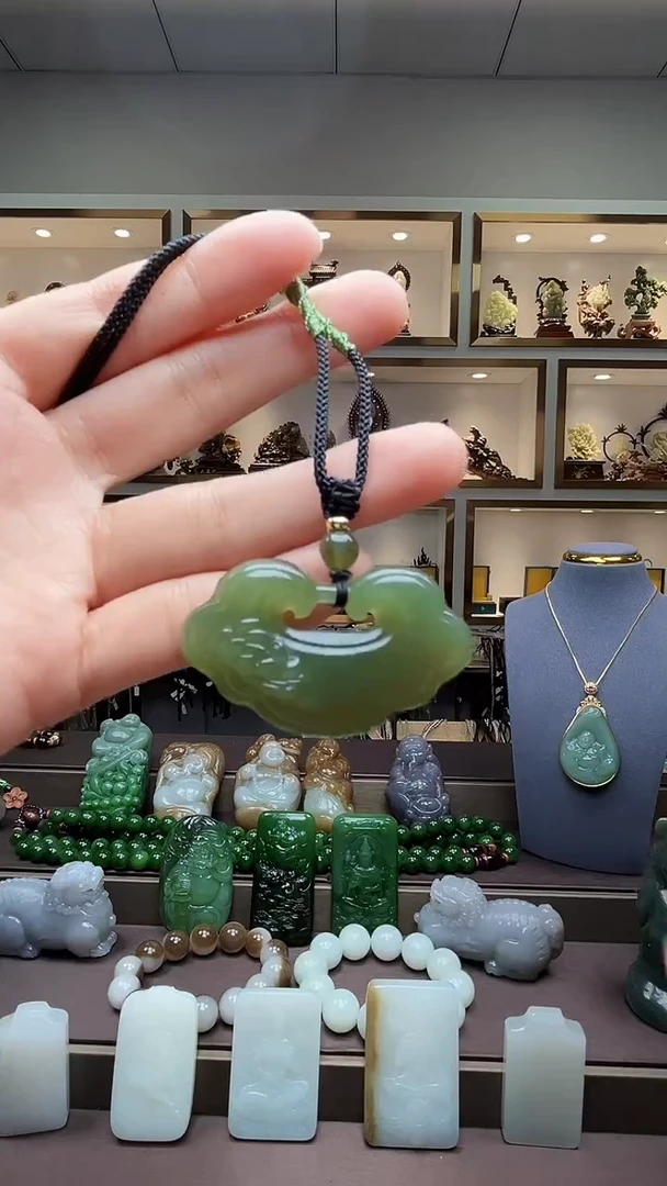 【闪购商品】和田玉颈饰未镶嵌苏