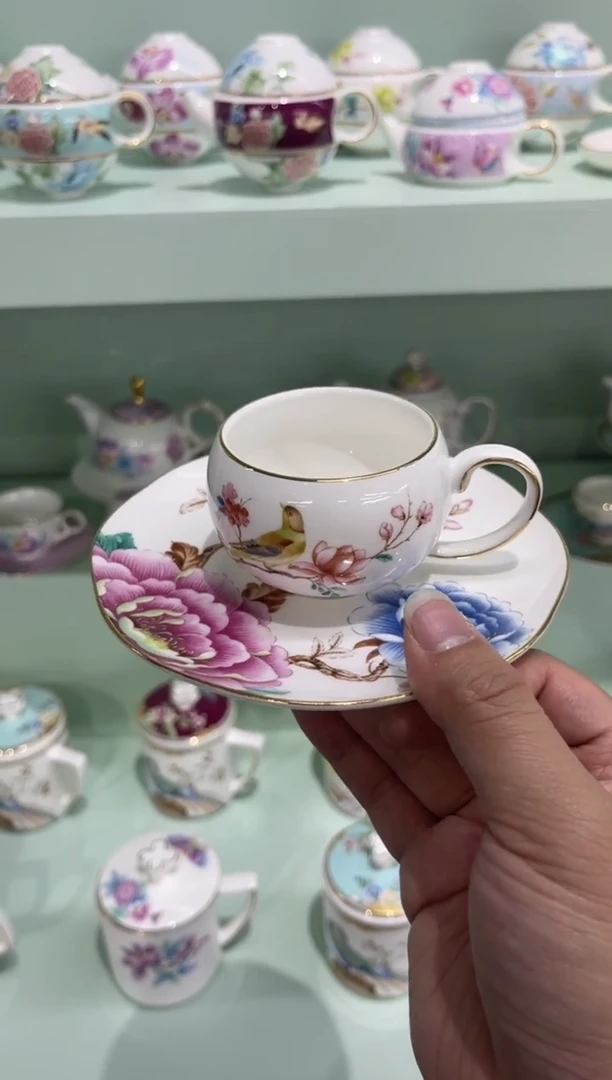 45%以上骨粉骨瓷圆球杯碟