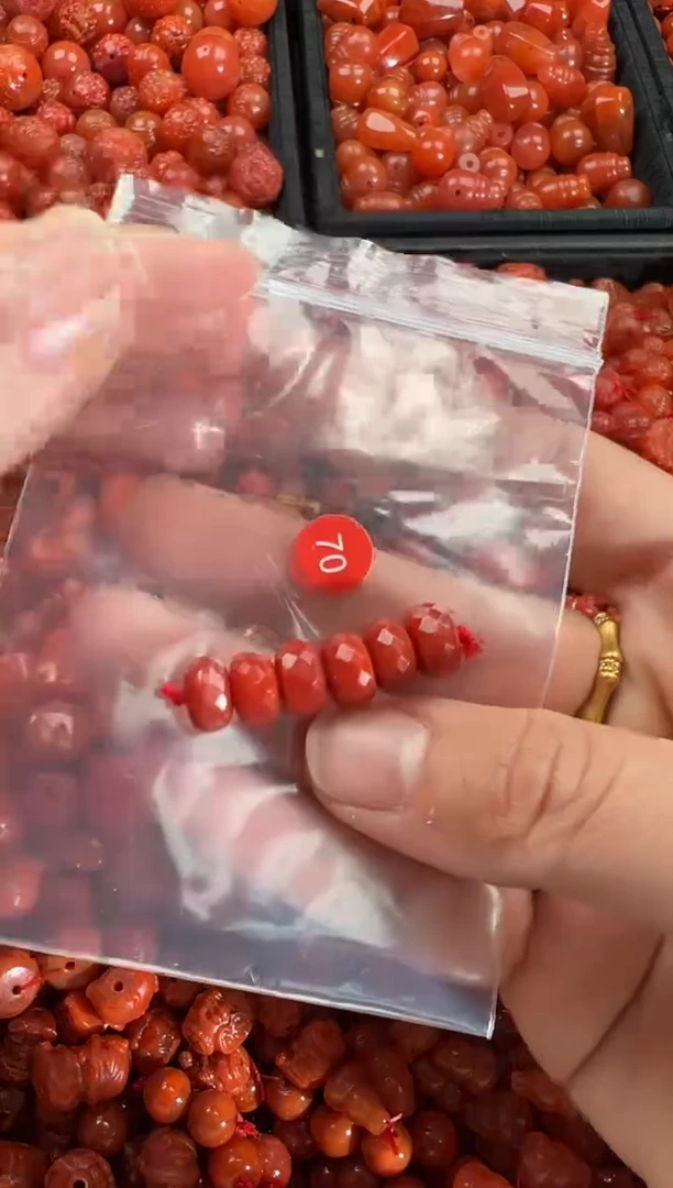 【闪购商品】南红玛瑙颈饰未镶嵌1