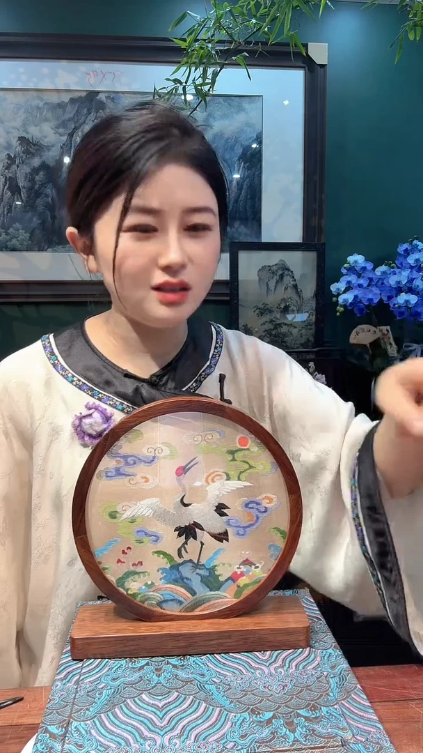 横款非遗苏绣手工刺绣摆台带灯款