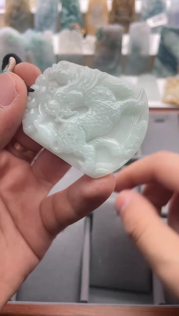 【闪购商品】翡翠颈饰未镶嵌..../1/17/58