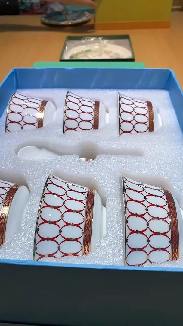 【闪购商品】瓷片锅碗瓢盆一件不剩