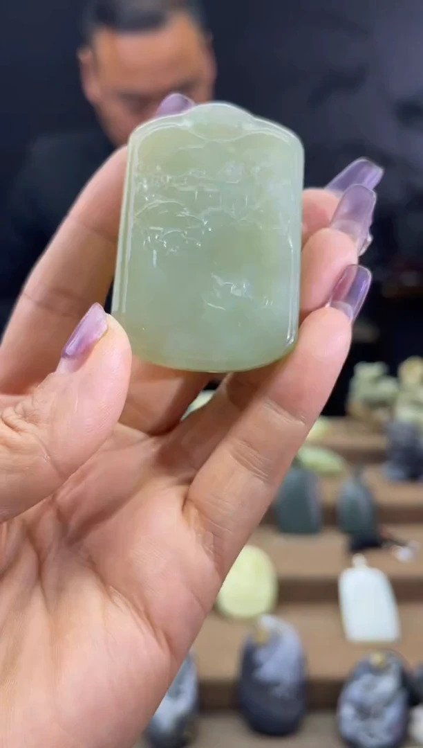 颈饰未镶嵌和田玉1