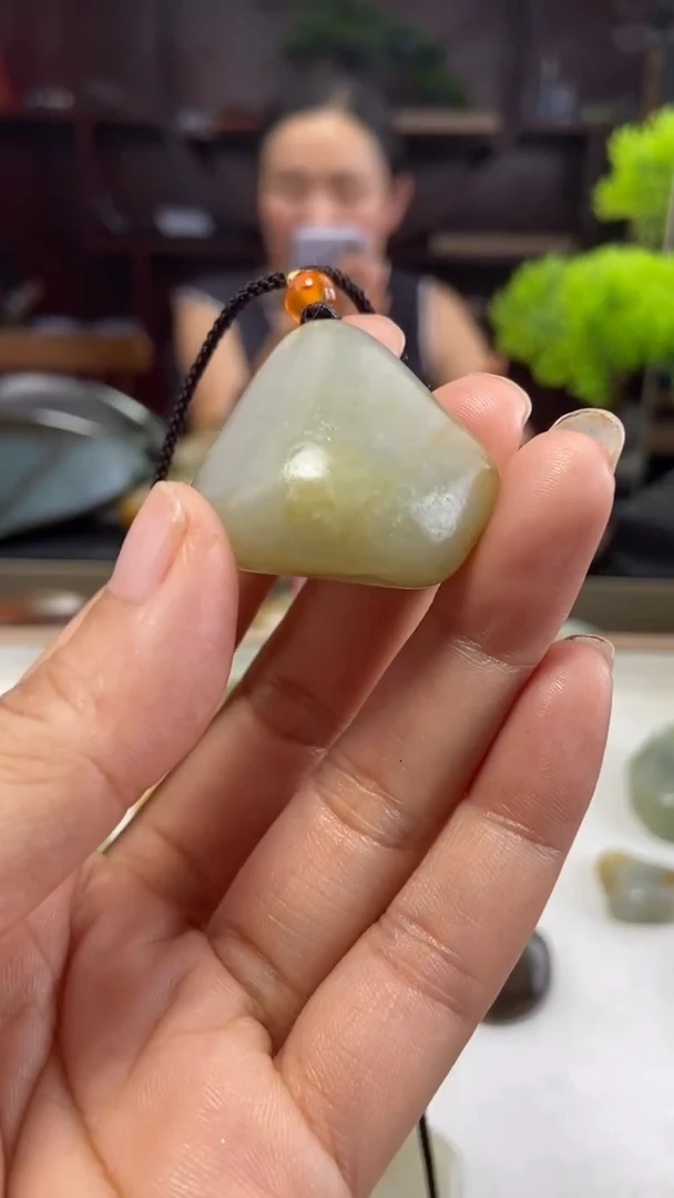 未镶嵌和田玉挂件！*。1