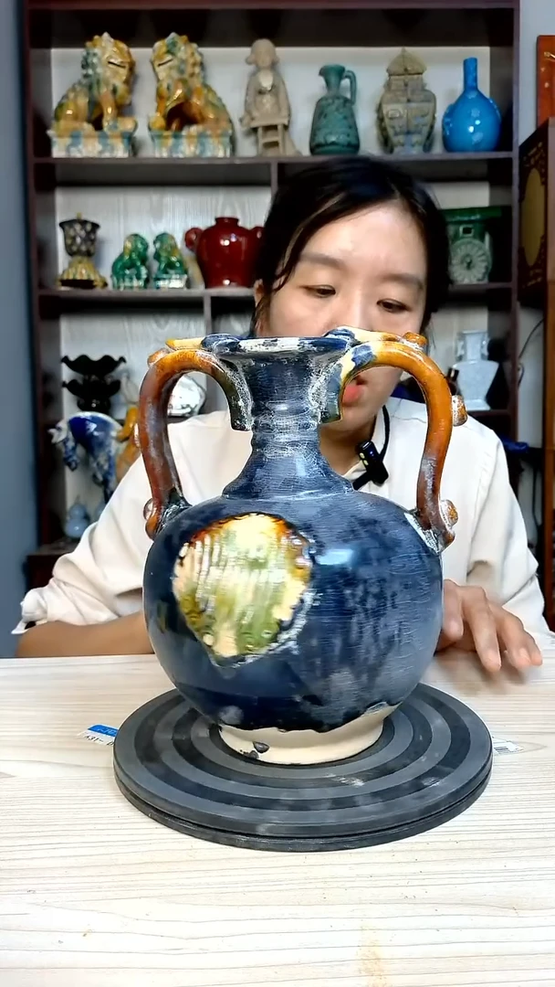 经典精美复古风格瓷器