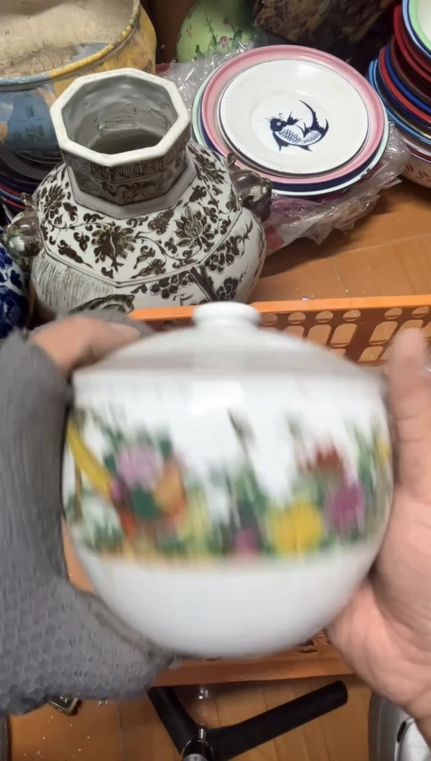 手工艺品琉璃抖**界摆件