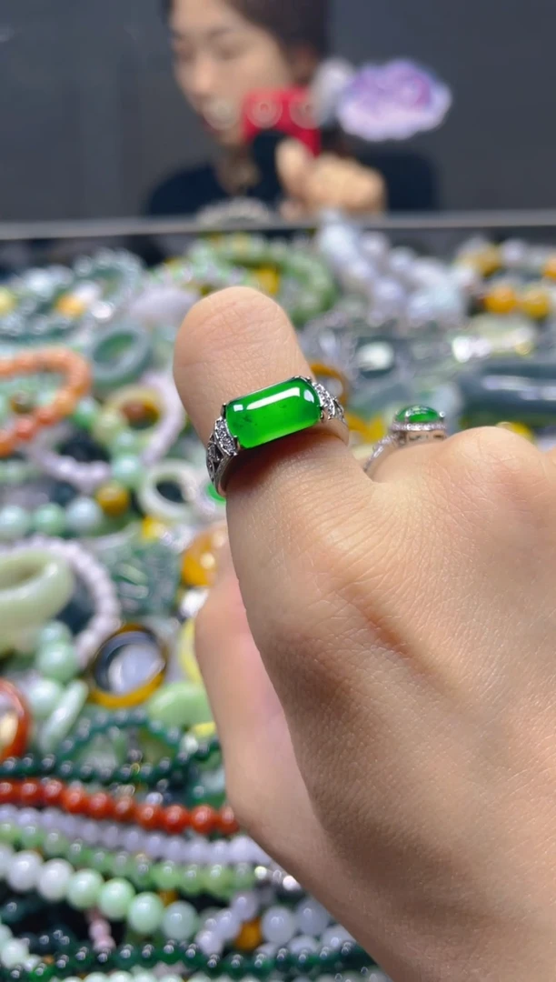 颈饰未镶嵌翡翠多样性择优发货