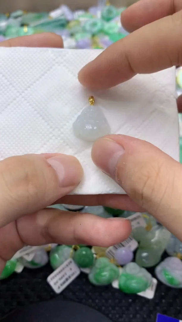 颈饰未镶嵌翡翠天然缅甸翡翠A货