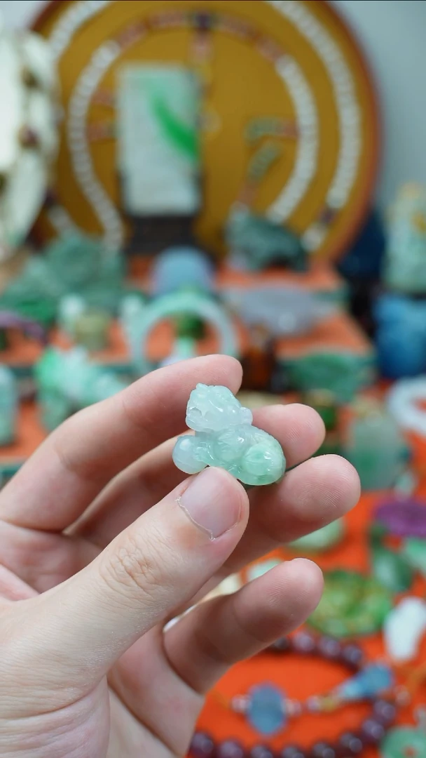 未镶嵌挂件翡翠点*…翡翠小狮子