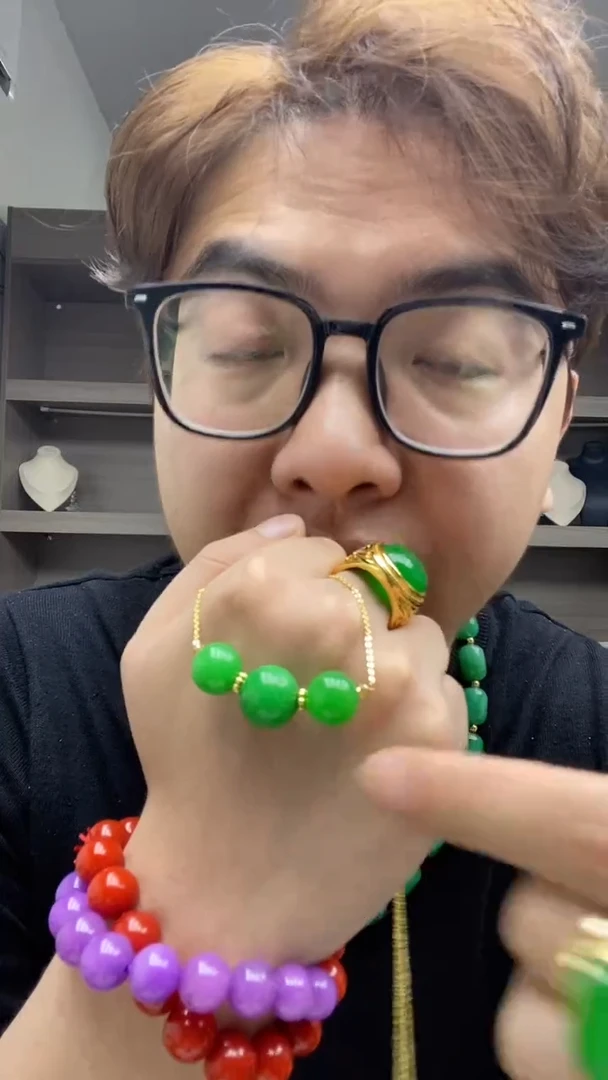 翡翠未镶嵌吊坠(赠链)高端时尚三生三世吊坠