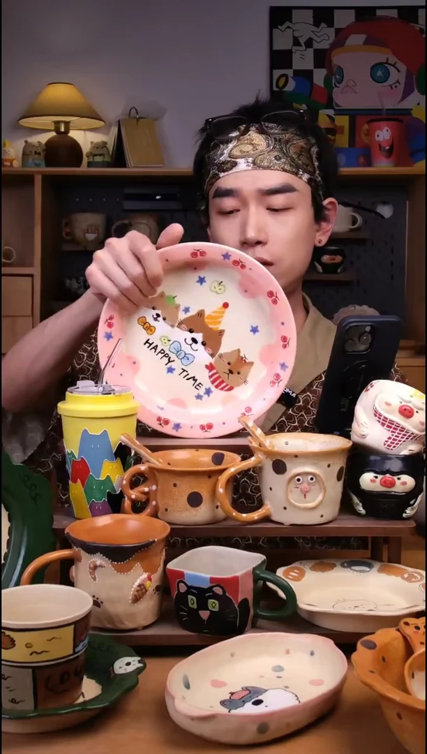 盘景德镇可爱设计师款陶瓷