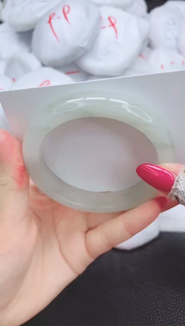 未镶嵌手镯石英质玉133-59