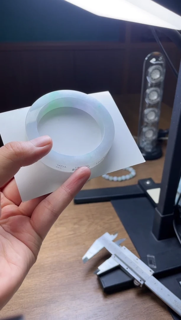 未镶嵌手镯定制翡翠蔷*定制